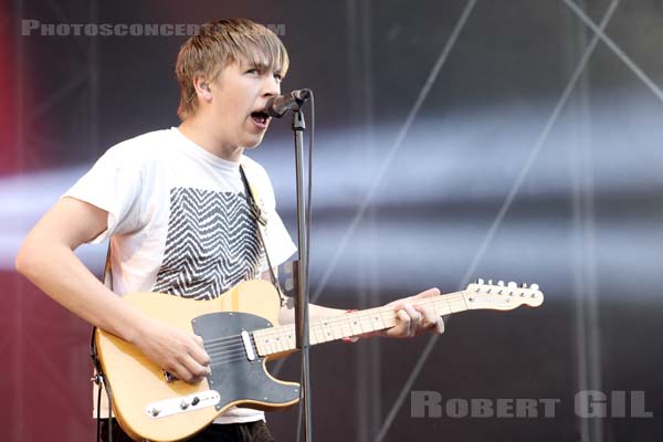 DRENGE - 2015-06-23 - PARIS - Place de la Republique - 